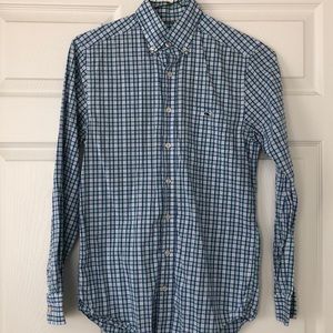 Vineyard Vines button down